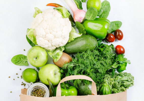 healthy green vegan vegetarian food in full paper 55kww6m