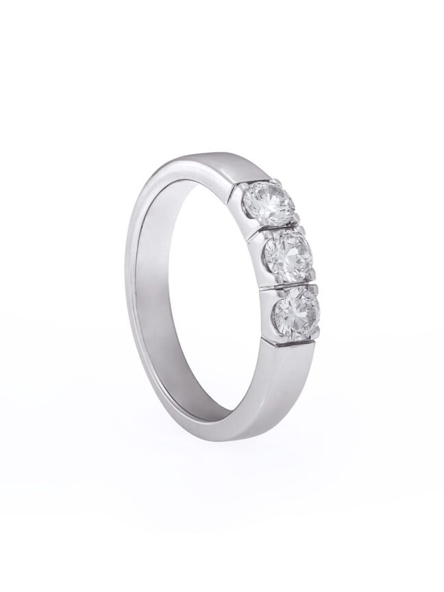 silver ring with swarovski crystals